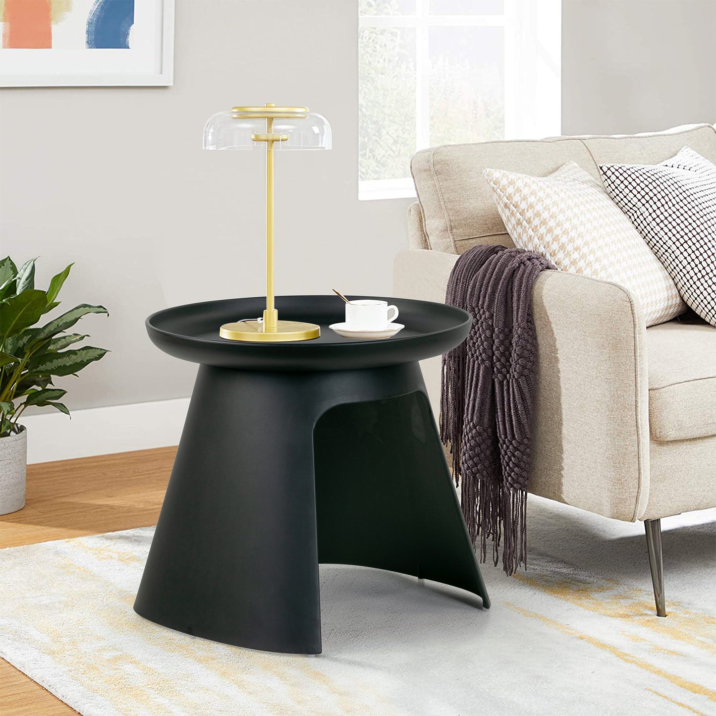 Balius Black Plastic Round End Table