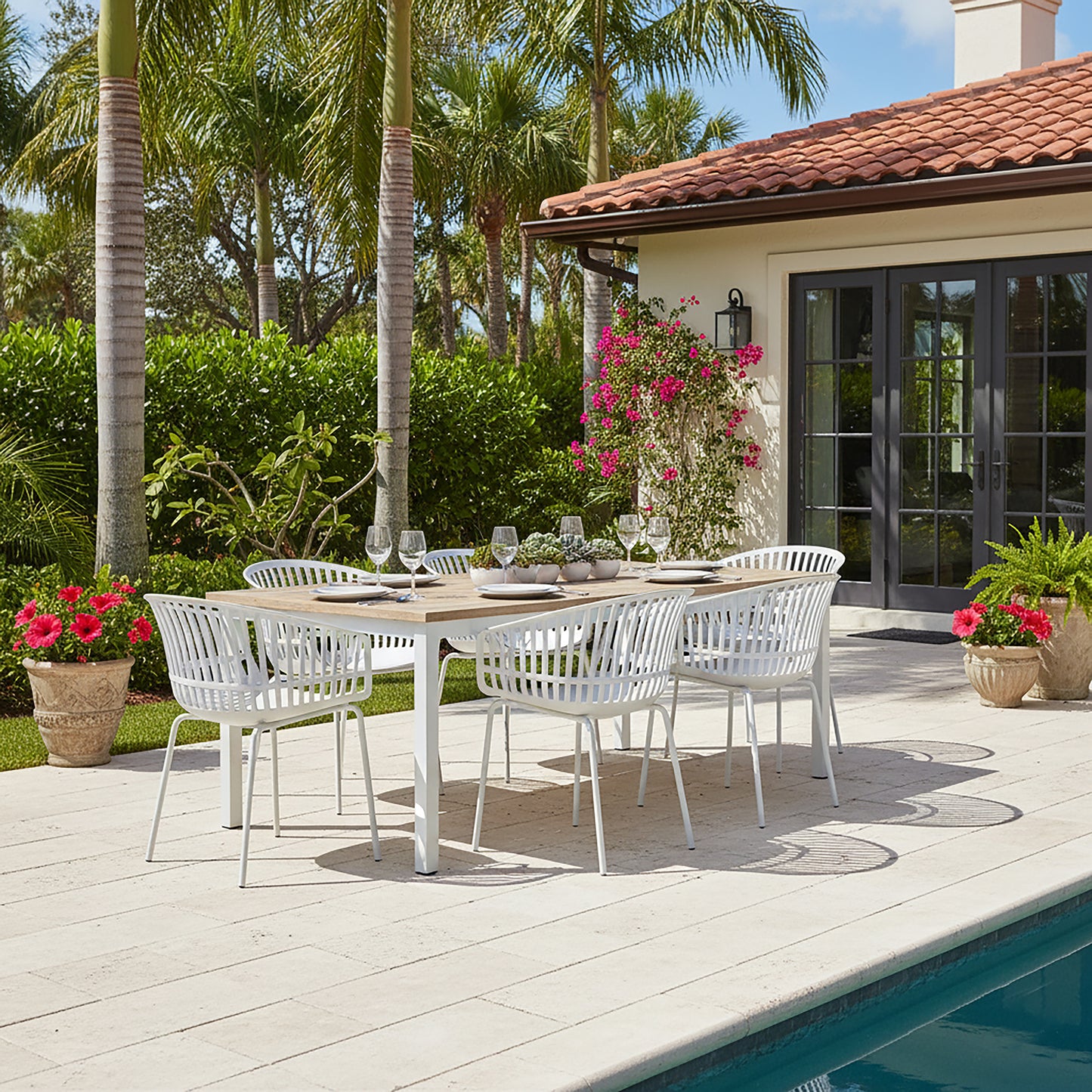 Set of 2 Barras White Plastic Dining Chair with Slatted Back and Iron Legs